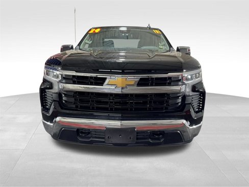 Used 2024 Chevrolet Silverado 1500 LT image 2