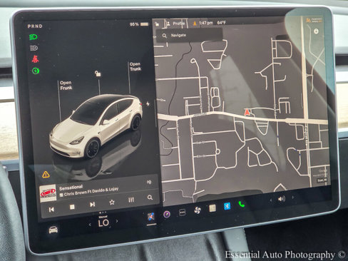 Used 2022 Tesla Model Y Performance image 21