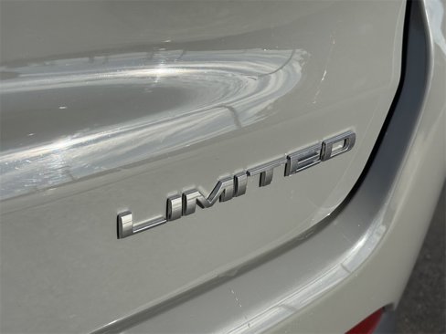 Certified 2022 Jeep Compass Limited image 11