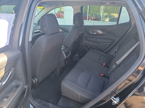 Used 2024 GMC Terrain SLE image 30