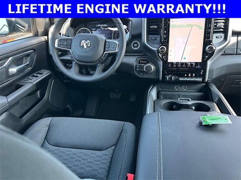 New 2026 RAM 1500 4x4 Crew Cab image 17