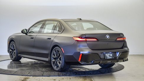 New 2026 BMW 740i w/ Premium Package image 2