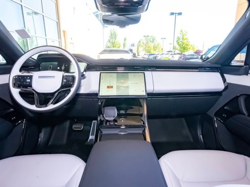 New 2025 Land Rover Range Rover Sport Dynamic SE image 36