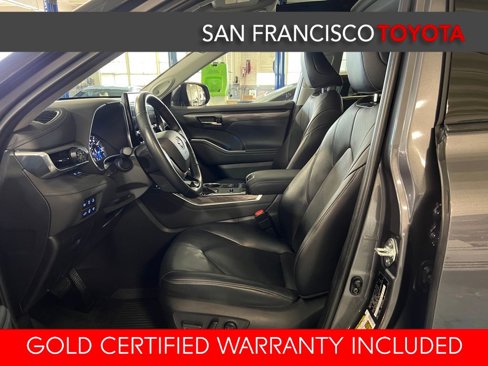 Used 2022 Toyota Highlander Limited image 12