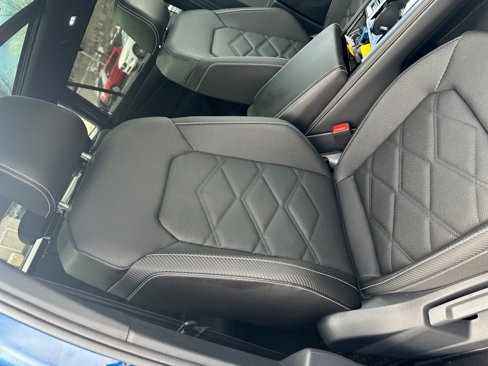 New 2025 Volkswagen Atlas Cross Sport SE image 28
