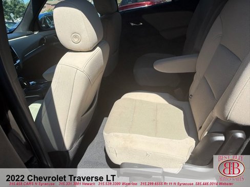 Used 2022 Chevrolet Traverse LT image 11