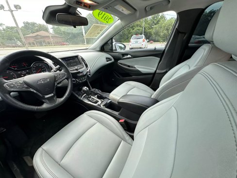 Used 2019 Chevrolet Cruze Premier w/ Sun And Sound Package image 19