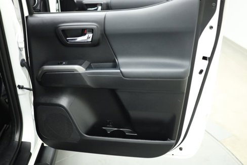 Used 2022 Toyota Tacoma TRD Off-Road image 45