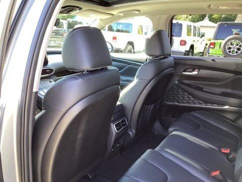 Used 2023 Hyundai Santa Fe SEL Premium image 23