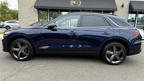 Used 2024 Genesis GV70 2.5T w/ Sport Prestige Package image 2