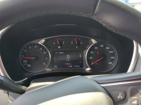 Used 2024 Chevrolet Equinox LT image 11