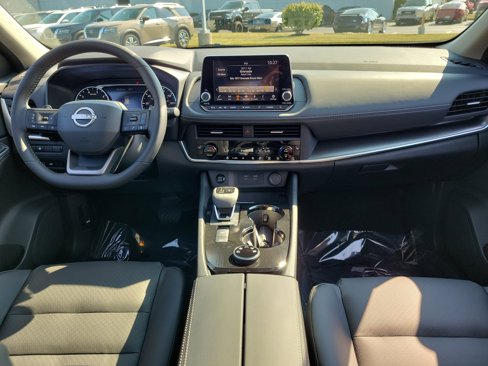 New 2026 Nissan Rogue SV w/ SV Premium Package image 9