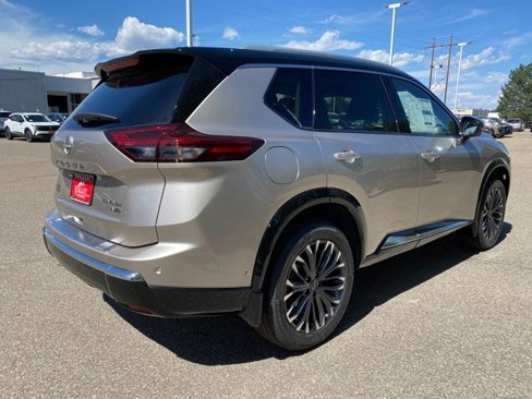 New 2026 Nissan Rogue Platinum image 5