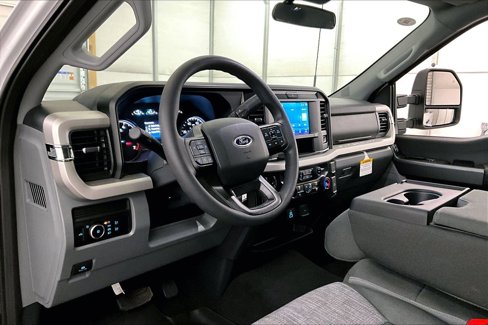 New 2026 Ford F350 XLT w/ FX4 Off-Road Package image 12