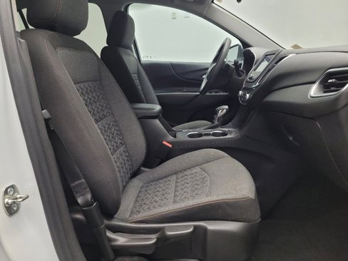 Used 2023 Chevrolet Equinox LT w/ LPO, Floor Liner Package image 21