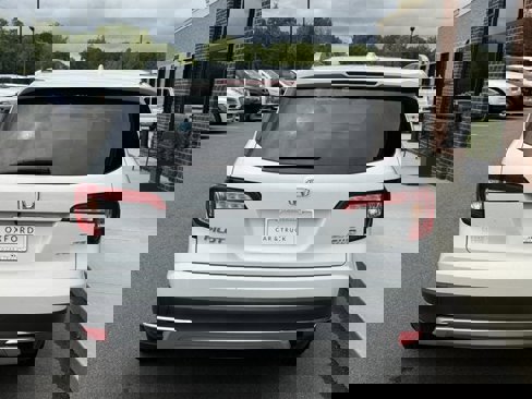 Used 2022 Honda Pilot Elite image 5