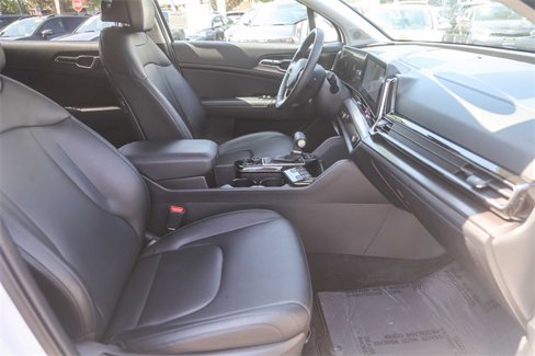 Certified 2024 Kia Sportage EX image 17