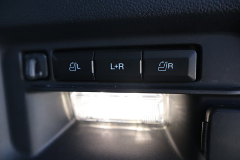 Used 2025 Ford Explorer ST image 33