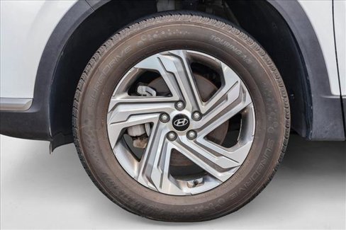 Used 2023 Hyundai Santa Fe SEL image 9