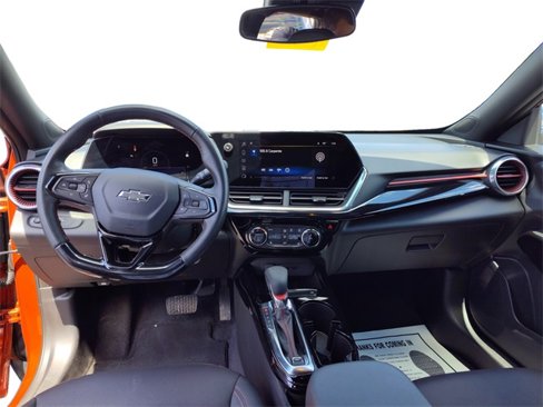 Used 2024 Chevrolet Trax RS image 16