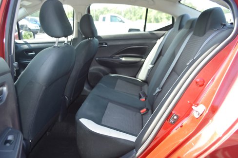 Used 2020 Nissan Versa SV image 19