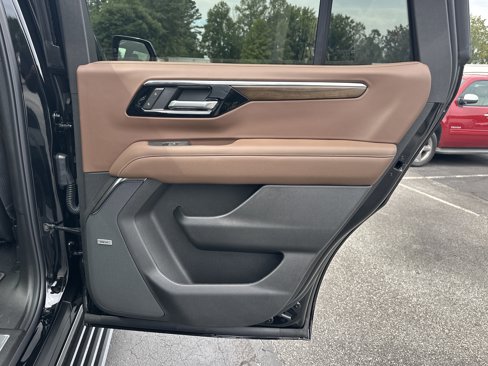 New 2026 Chevrolet Tahoe High Country image 17