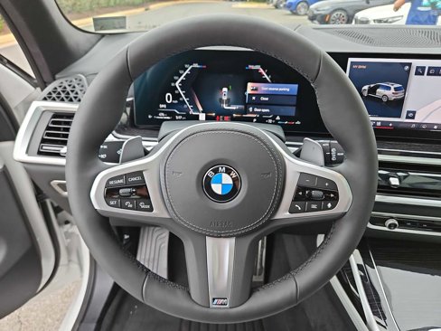 New 2026 BMW X6 M60i image 25
