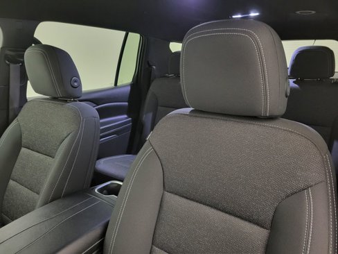 Certified 2025 Chevrolet Traverse LT image 27