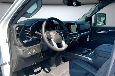 New 2026 GMC Sierra 2500 SLT image 7