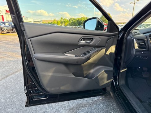 New 2026 Nissan Rogue SV w/ Cold Weather Package image 22