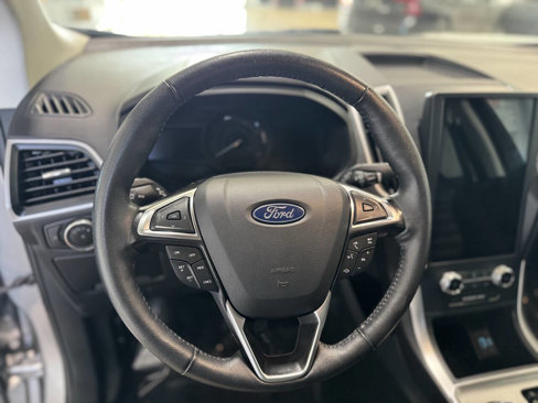 Used 2024 Ford Edge SEL image 21
