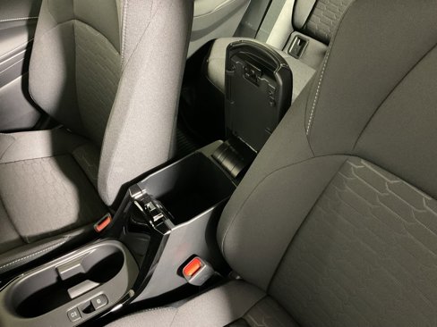 New 2025 Toyota Corolla SE image 29