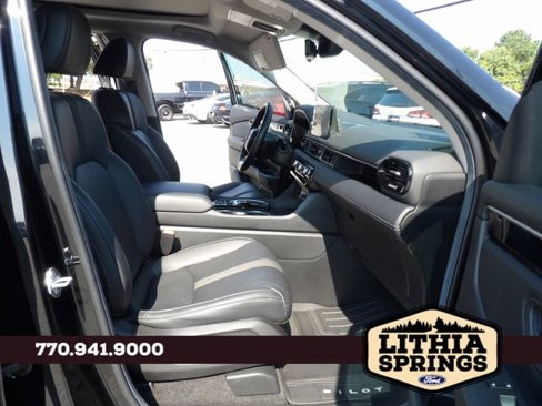 Used 2025 Honda Pilot Touring image 42