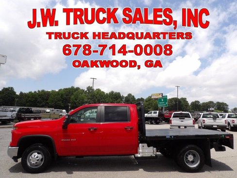 Used 2024 Chevrolet Silverado 3500 W/T w/ WT Convenience Package image 2