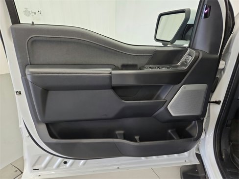 Used 2024 Ford F150 Lariat w/ Equipment Group 502A High image 25