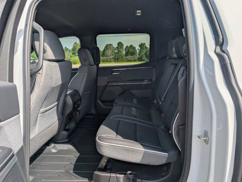 New 2026 GMC Sierra EV Elevation w/ Premium Package image 31