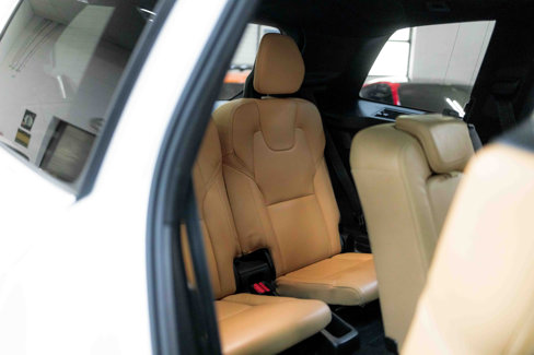 Used 2023 Volvo XC90 T8 Ultimate w/ Lounge Package image 75
