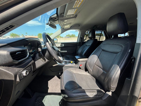 Used 2021 Ford Explorer Limited w/ Equipment Group 301A image 9