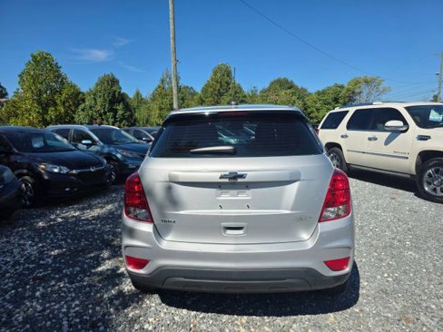 Used 2019 Chevrolet Trax LS image 6
