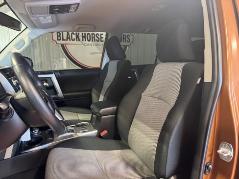 Used 2016 Toyota 4Runner SR5 image 15