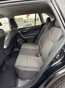 Used 2024 Toyota RAV4 XLE image 12