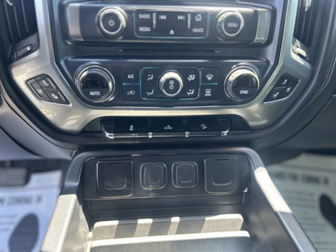 Used 2018 Chevrolet Silverado 1500 LTZ Z71 image 15