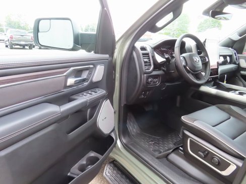 New 2026 RAM 1500 Laramie w/ Night Edition image 18