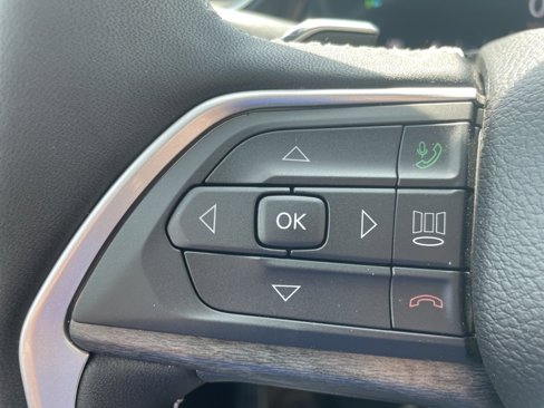New 2025 Jeep Grand Cherokee Limited 4xe image 23