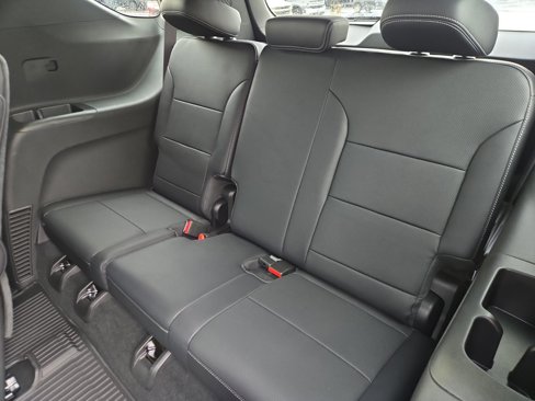 New 2026 Chevrolet Traverse LT w/ Driver Confidence Package image 14