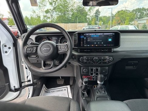 Used 2024 Jeep Wrangler Willys image 24