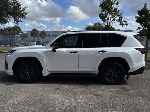 New 2025 Lexus LX 700h Overtrail image 6