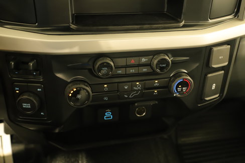 Used 2025 Ford F250 Lariat image 5