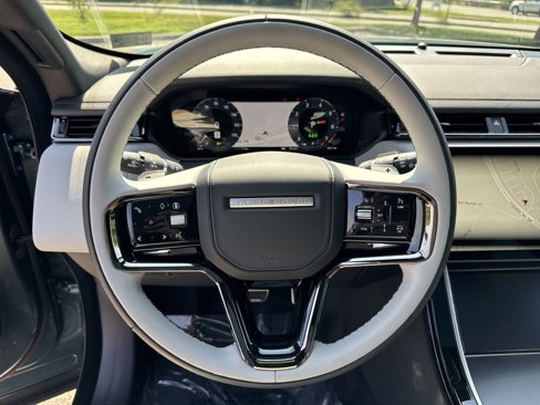 New 2026 Land Rover Range Rover Velar Dynamic SE image 19