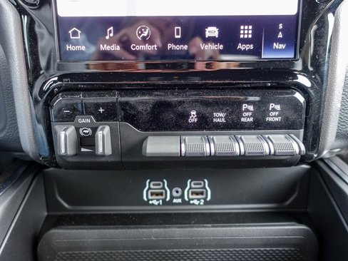 New 2025 RAM 2500 Big Horn image 26